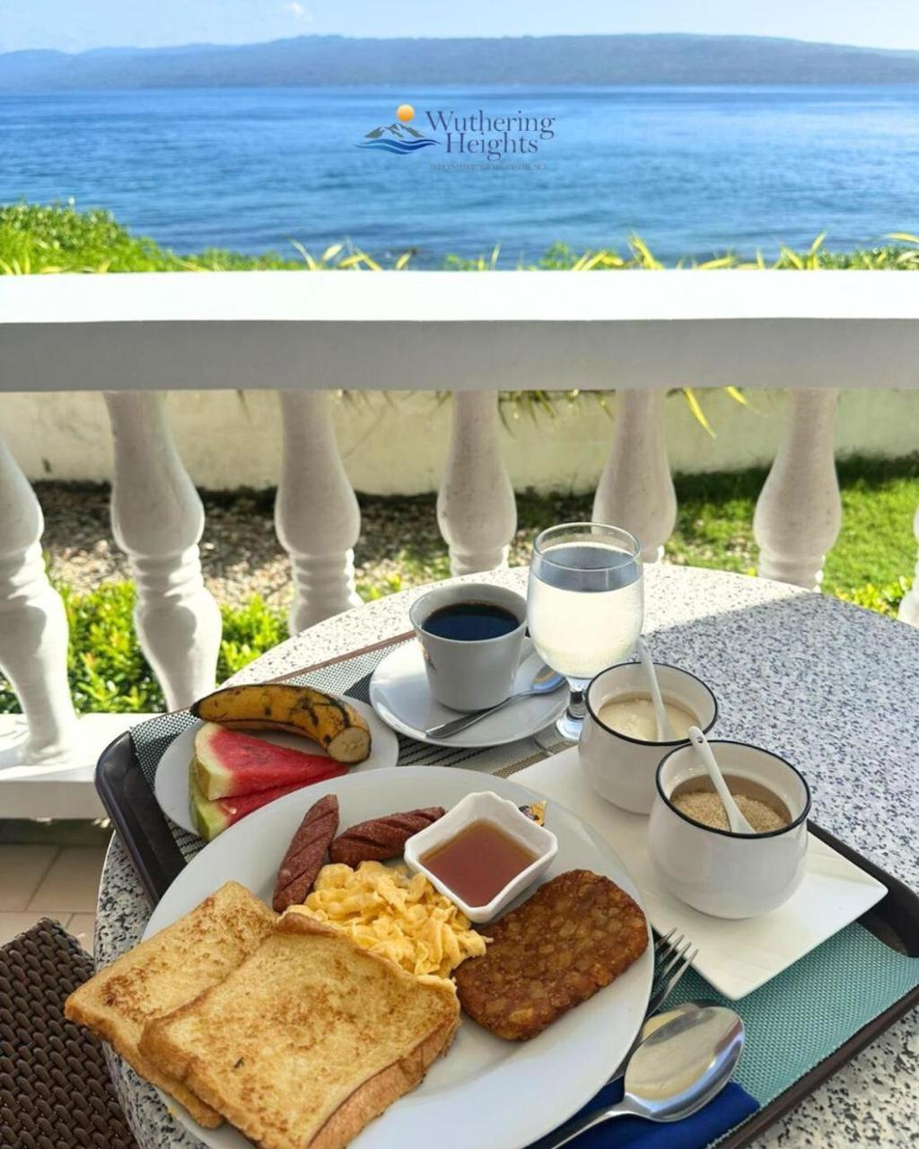 Wuthering Heights Bed & Breakfast By The Sea Dumaguete City Exterior foto